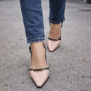 👠 Kenneth Cole New York Leather Heels |Made in Italy Size 7.5